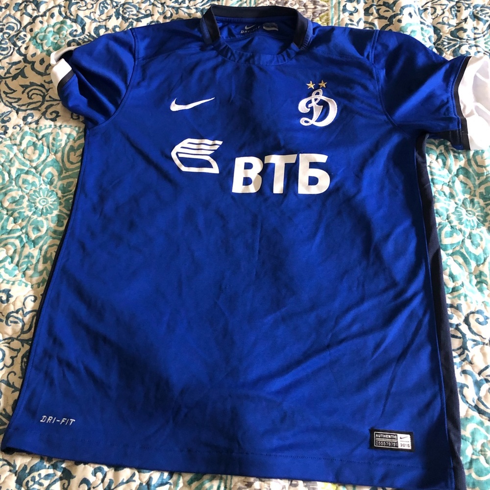 Soccer.Dynamo Moscow. Size - M. Excellent cond.